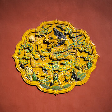 北京故宫龙纹琉璃装饰