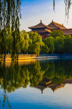 北京故宫护城河午门