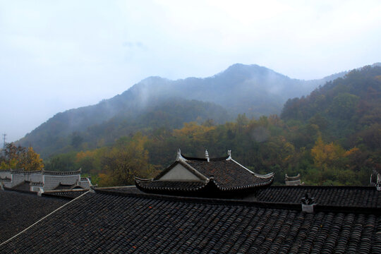 湖北新五师抗日旧址秋景