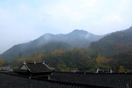 湖北新五师抗日旧址秋景