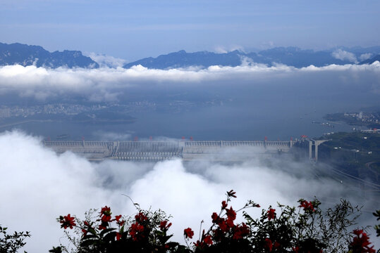 三峡大坝云海三峡水利枢扭