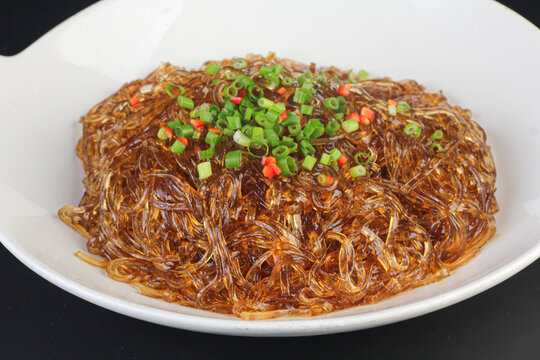 香鸡丝炒粉条