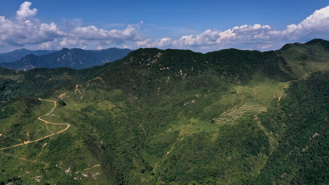 航拍秦岭风光蓝田流峪寺村