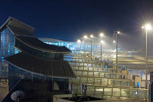 沈阳机场二号航站楼夜景