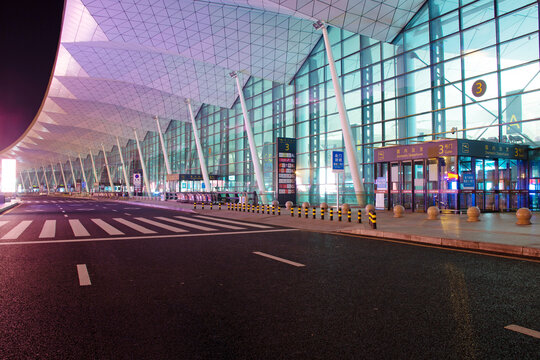 沈阳桃仙机场T3航站楼夜景