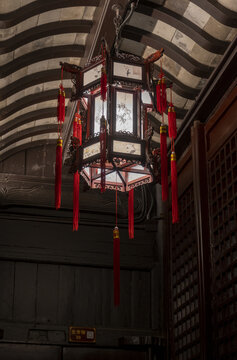 中式古典建筑吊灯