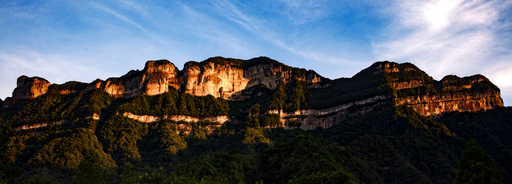 南川金佛山