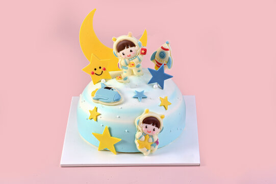 卡通宇航员可爱儿童蛋糕