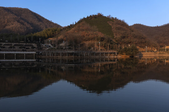 乡村游景区秋色