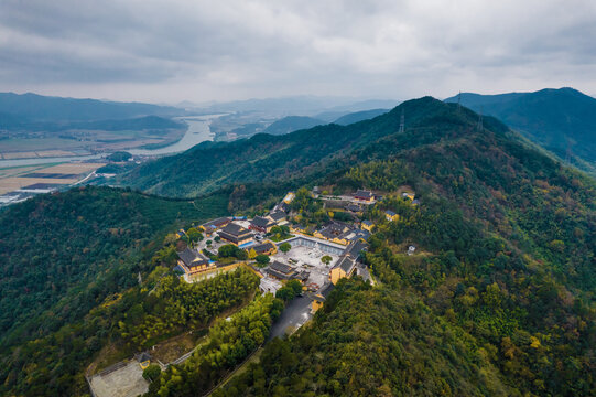 绍兴上虞卧龙山普净寺