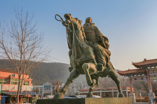 皇藏峪刘邦塑像