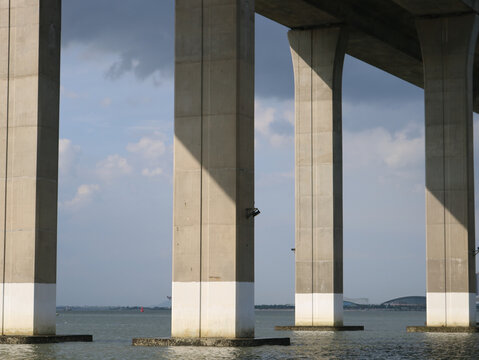 湛江海湾大桥