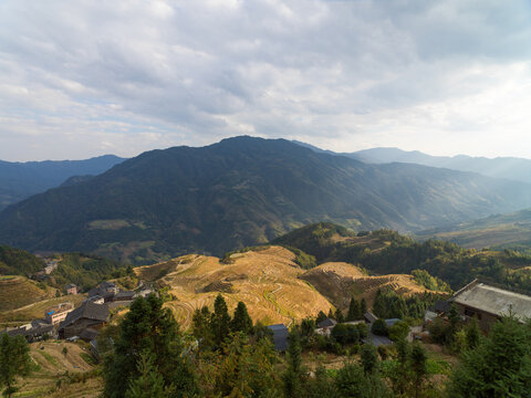 桂林龙脊梯田七星伴月高山