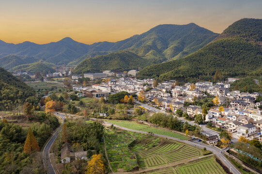 浙江安吉余村两山理念青山绿水