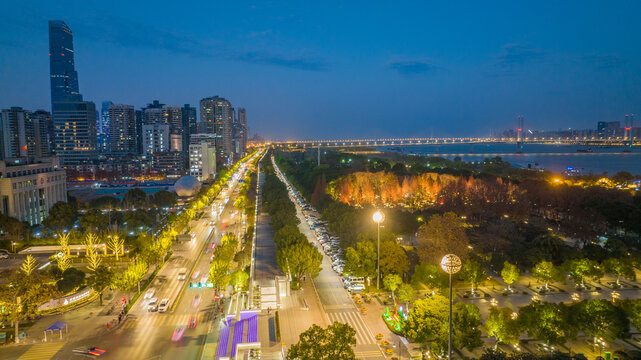 汉口江滩夜景