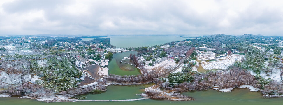 武汉东湖磨山风景区冬季雪景