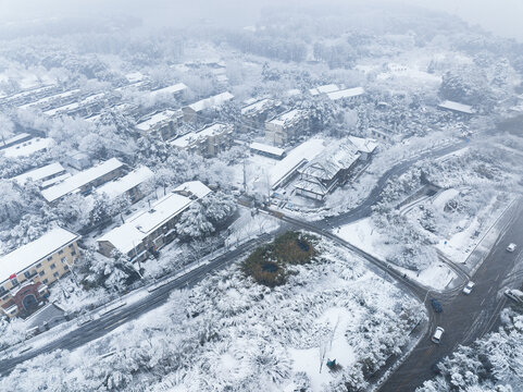武汉东湖磨山风景区冬季雪景