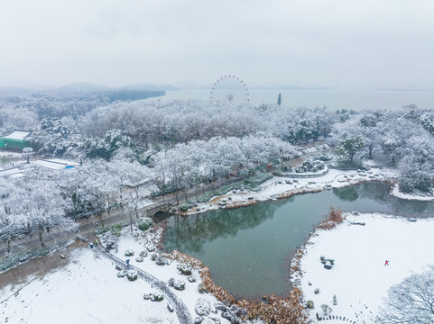 武汉东湖磨山风景区冬季雪景