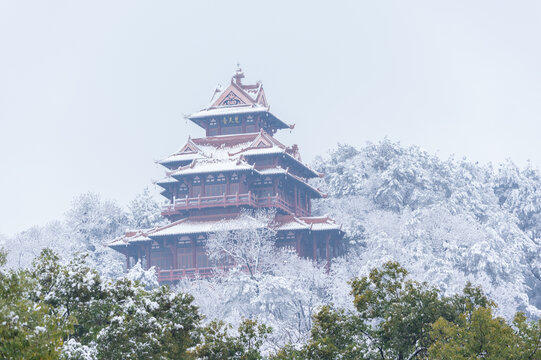 武汉东湖磨山风景区冬季雪景