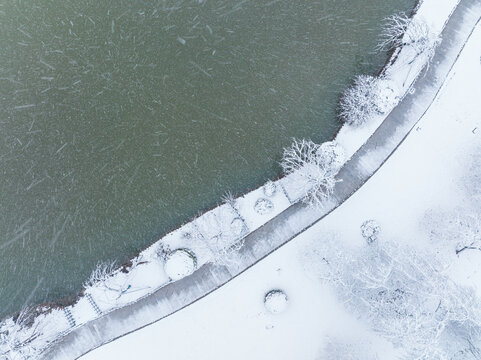 武汉东湖磨山风景区冬季雪景