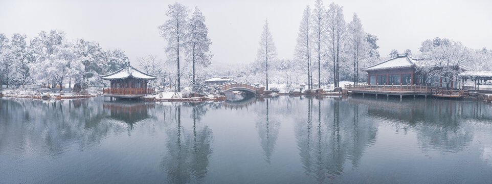 武汉东湖磨山风景区冬季雪景