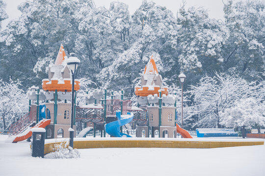 武汉东湖磨山风景区冬季雪景