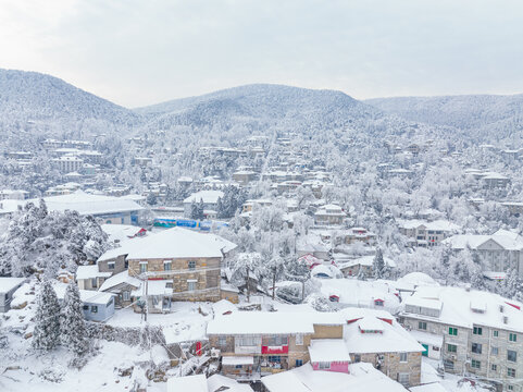 江西庐山风景区雪景风光