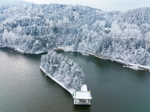 江西庐山风景区雪景风光