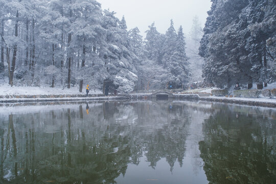 江西庐山风景区雪景风光