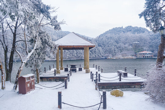 江西庐山风景区雪景风光