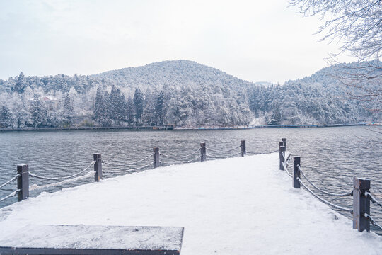 江西庐山风景区雪景风光