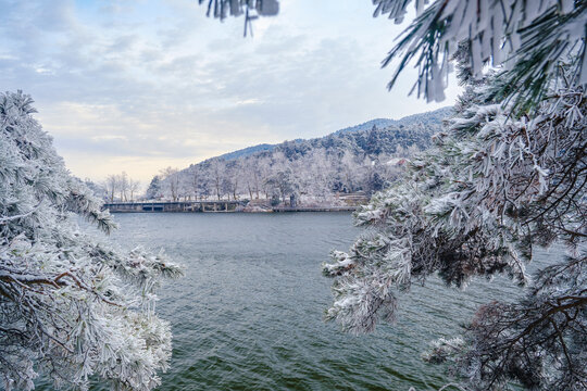 江西庐山风景区雪景风光