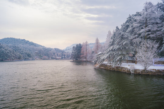 江西庐山风景区雪景风光