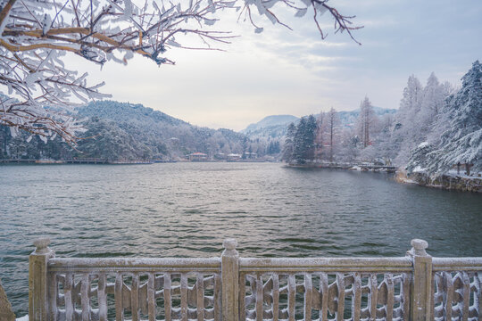 江西庐山风景区雪景风光