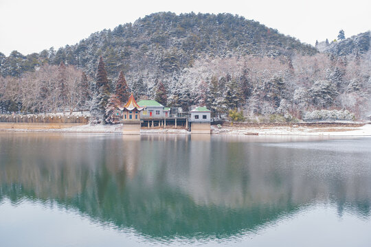 江西庐山风景区雪景风光