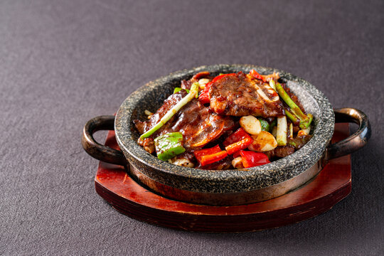黑椒牛仔骨