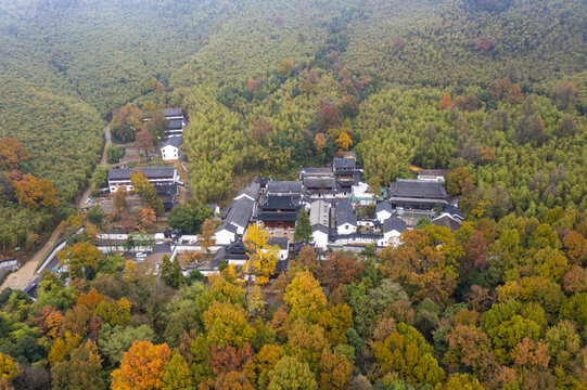 浙江安吉灵峰寺秋色航拍