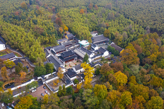 浙江安吉灵峰寺灵峰度假区秋色