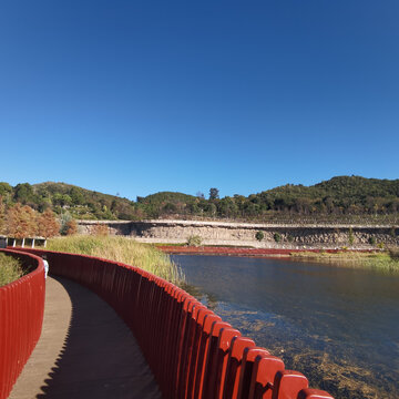 绿水青山金山银山