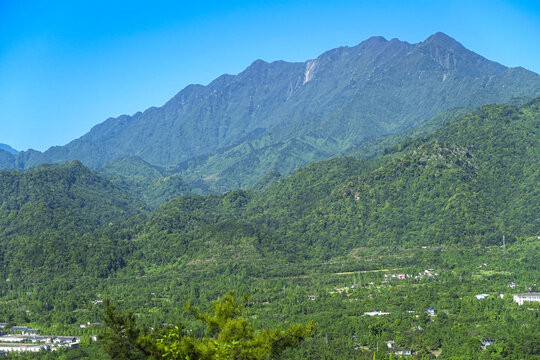 都江堰群山