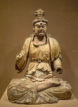 宋代彩绘木雕菩萨坐像