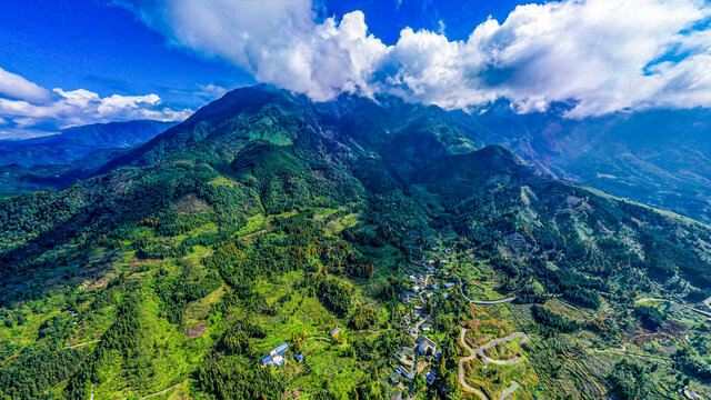 云峰山景区航拍后山马耳山