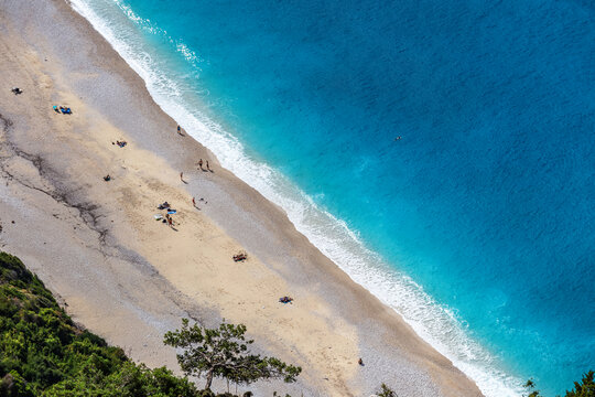 希腊凯法利尼亚海滩鸟瞰