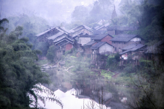 水岸箭板