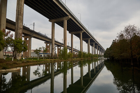 芜湖市江东水生态公园长江大桥