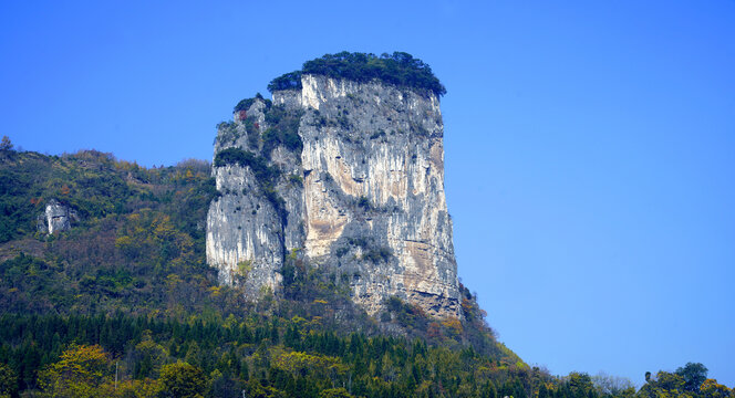 黔西乌江百里画廊手爬岩