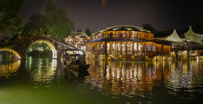 美丽的乌镇夜景