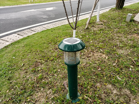 太阳能灭虫器