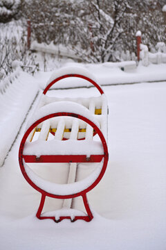 雪中条椅
