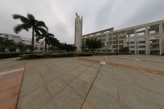 海南大学标志钟楼